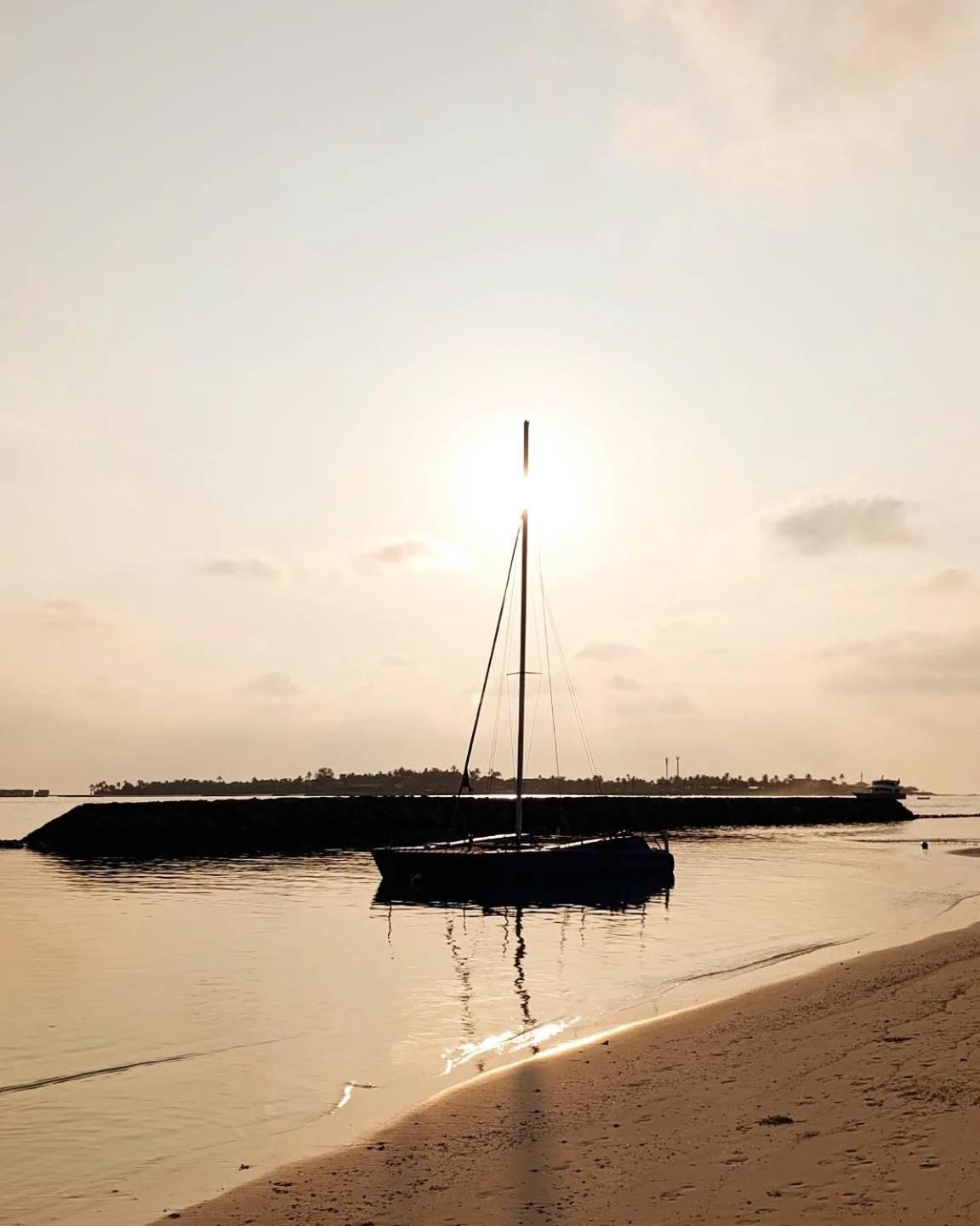 Kudhi Boli Beach House Тулусдоо Екстериор снимка